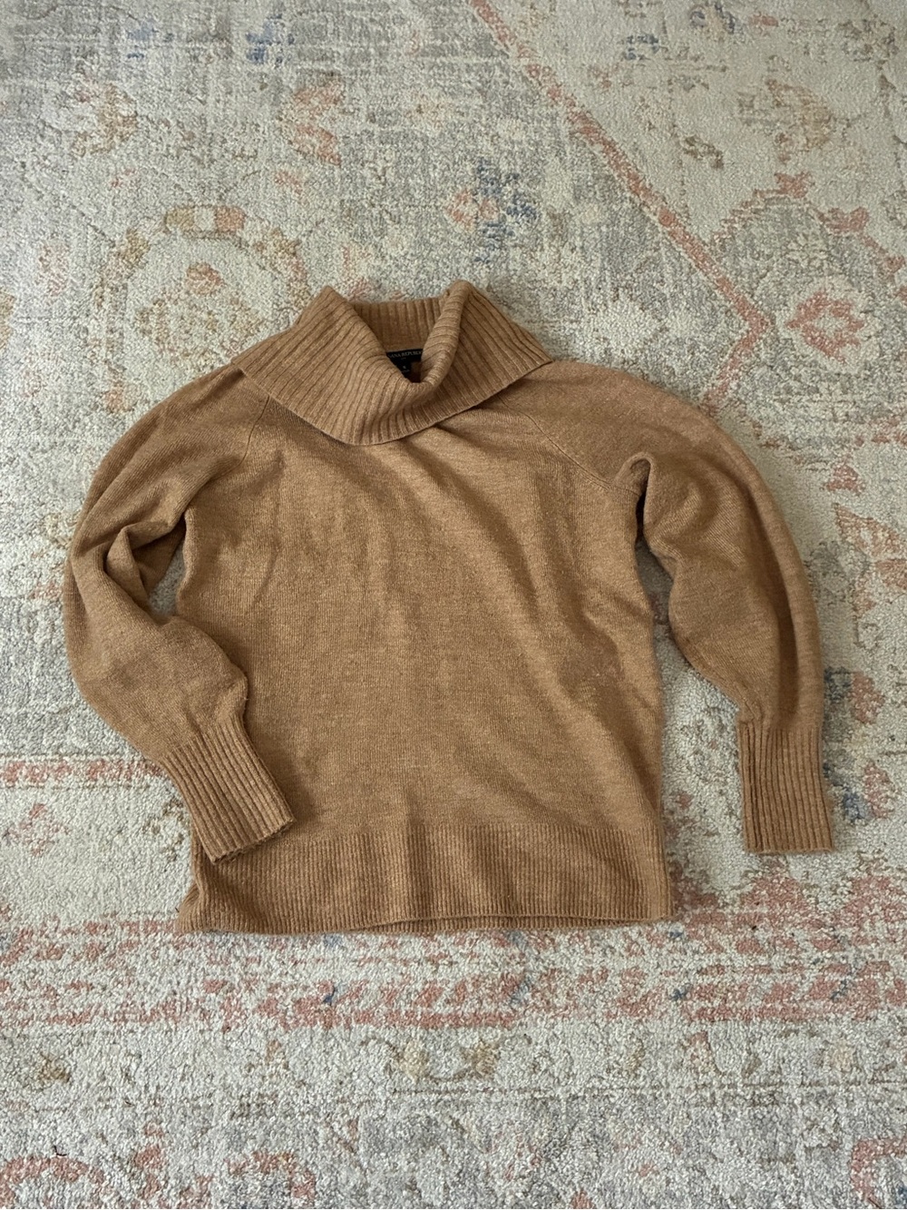 Banana Republic Oversized Cowl Neck Sweater in Camel-Size Small